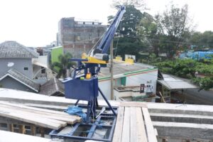 mini crane